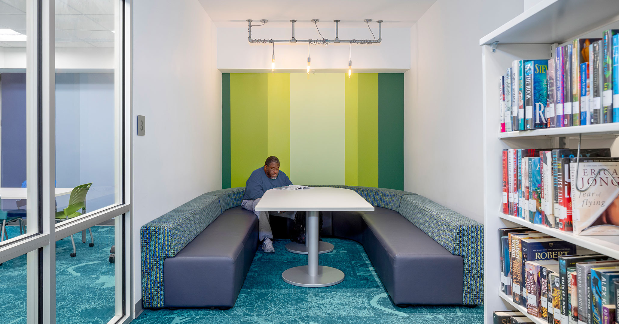 Boudreaux architects worked with the Richland Library to update the design the interiors at the Richland Library Northeast Branch Location. For private meetings or study space, Boudreaux designed with the community in mind.