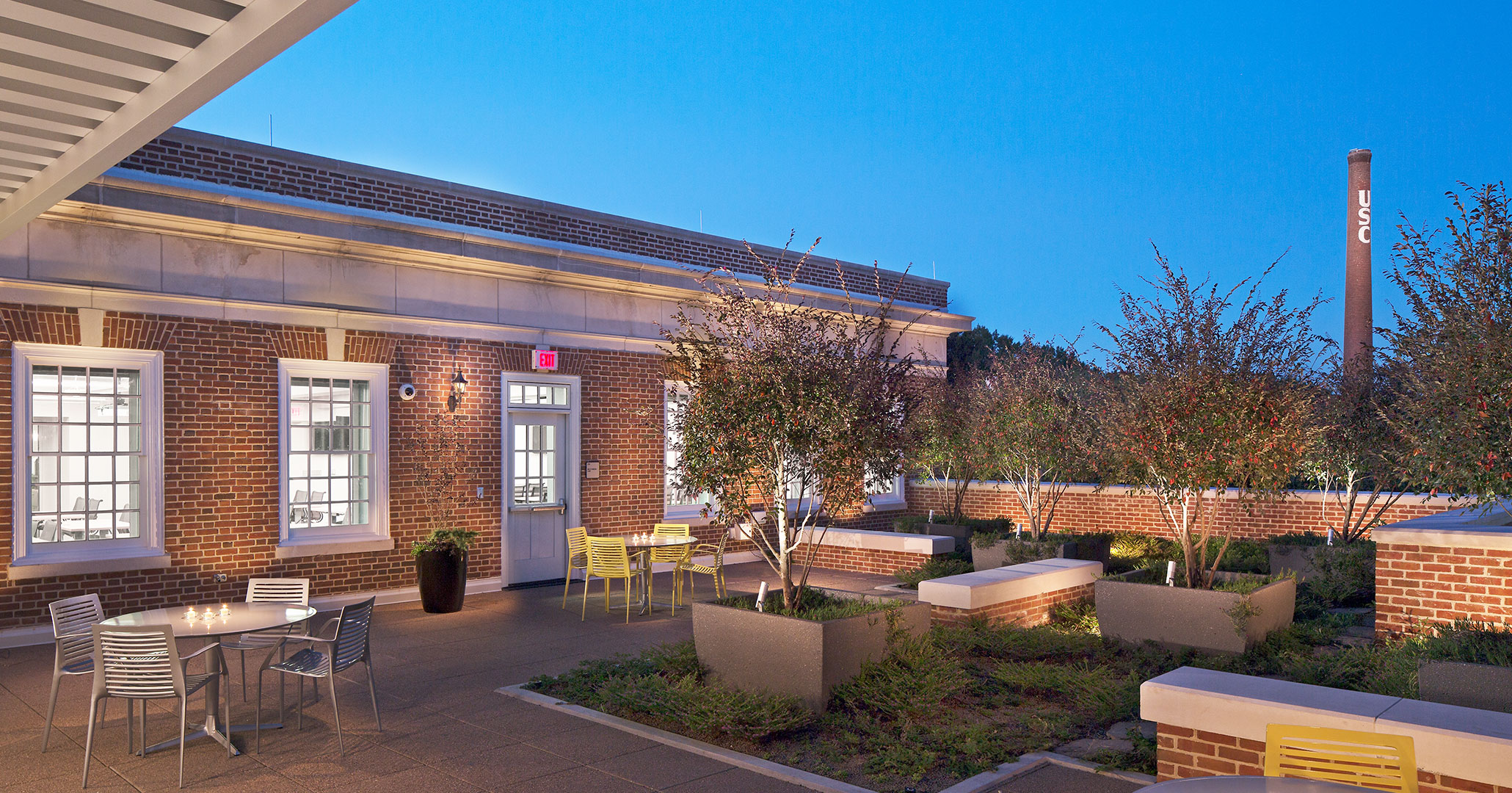 University of South Carolina hired Boudreaux architects to plan exterior spaces at the School of Journalism.